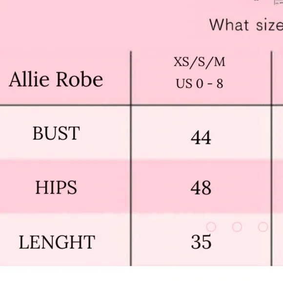 Morgan Lane Robe - Picture 4 of 6